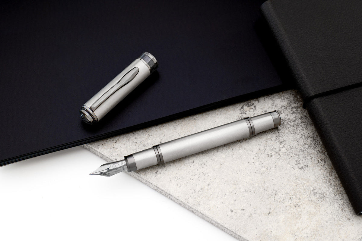 Innova Titanium Fountain Pen - Numbered Edition